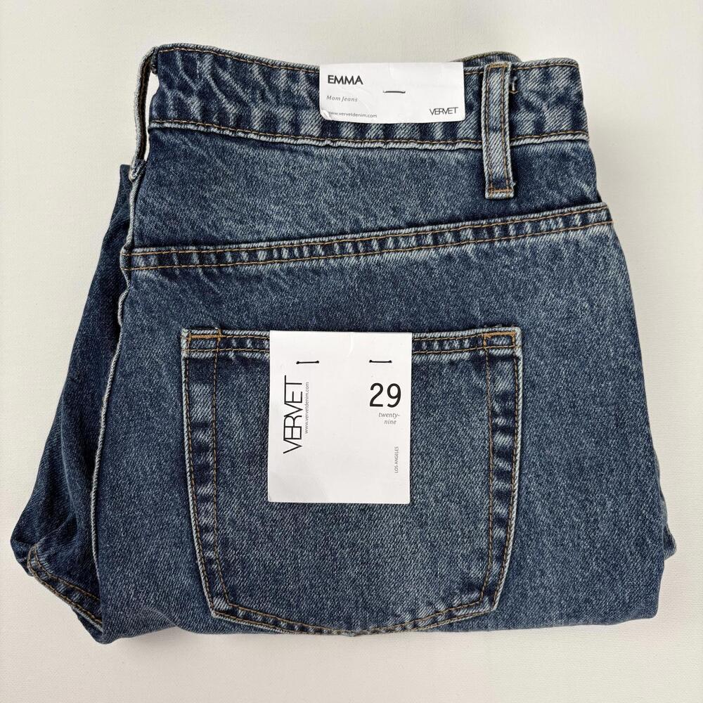 NWT Vervet 100% Cotton Distressed Mom Jeans